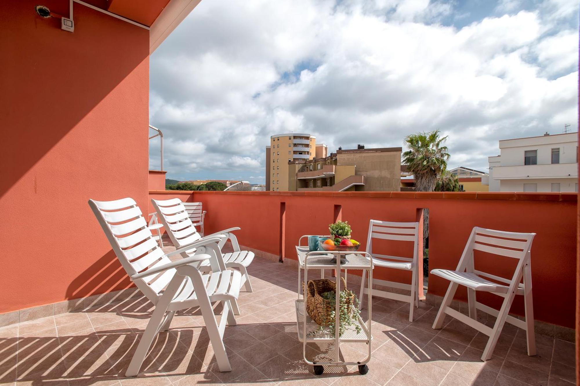 Seaside Serenity Flat With Terrace! Alghero